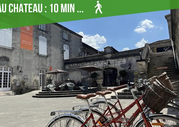 Le Cognacais Charme, Confort & Art De Vivre Apartment