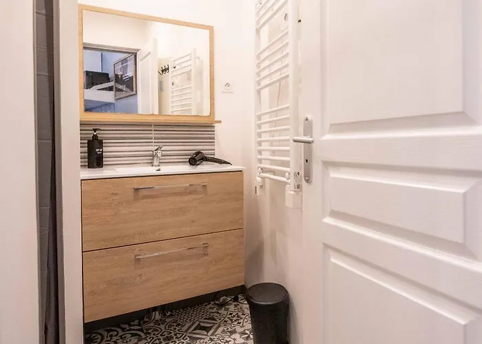 Le Cognacais Charme, Confort & Art De Vivre *