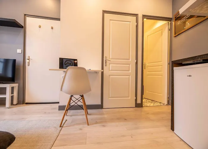 Le Cognacais Charme, Confort & Art De Vivre *